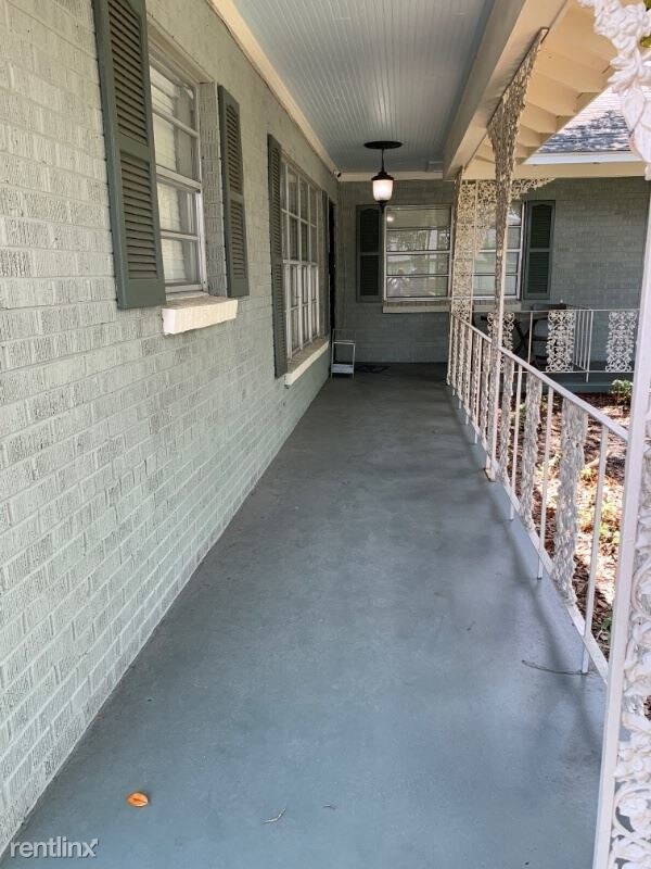 Building Photo - 2 br, 1 bath Apartment - 251 Everett Street
