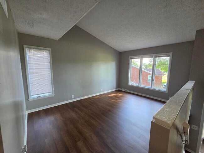 Foto del edificio - 3406 Alpine Ct