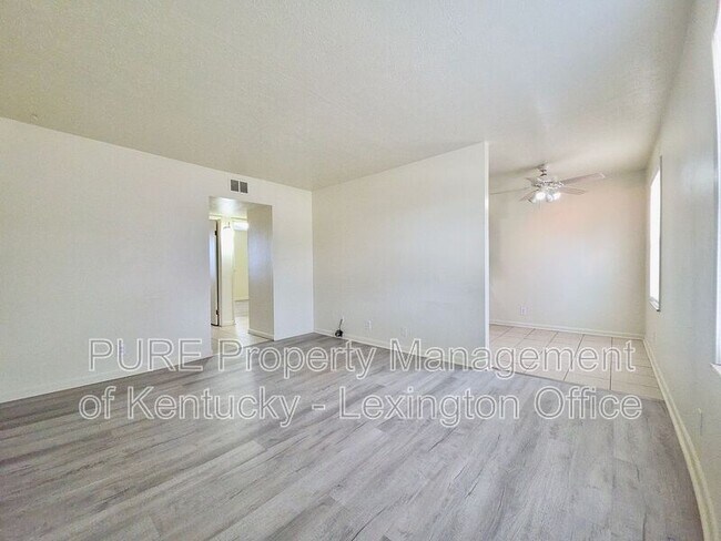 Building Photo - 304 Quachita Trail