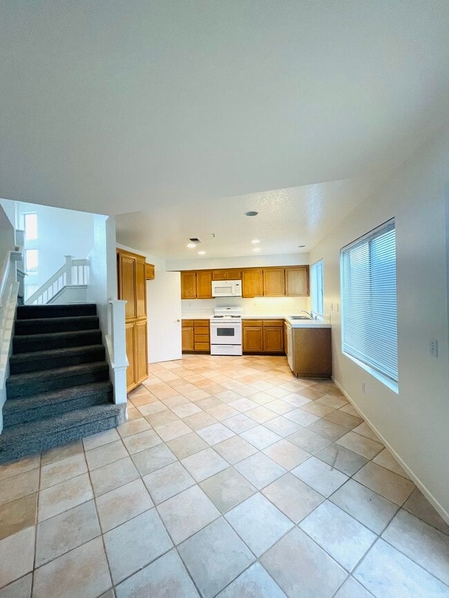 Building Photo - Heart of Ventura Living: Elegant Two-Story...