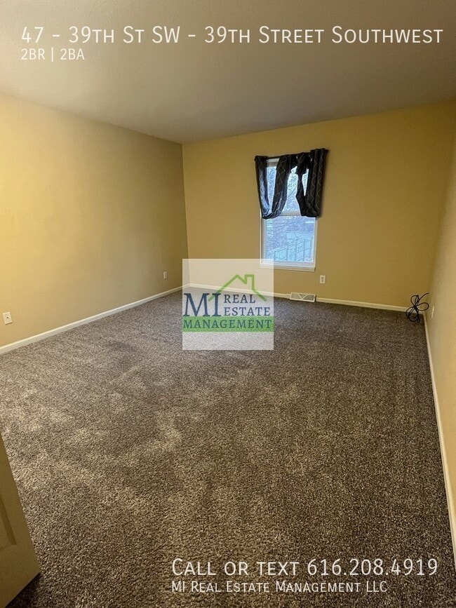 Foto del edificio - 47 39th St SW