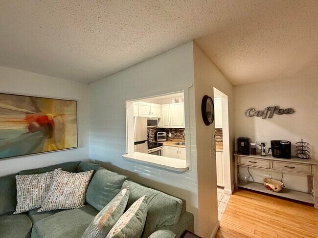 Foto del edificio - 335 Durham Cir