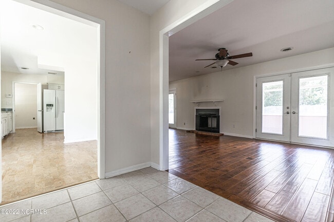 Foto del edificio - 1 Beryl Cir