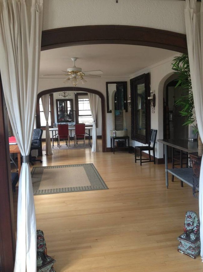 Belleview Manor Apartments Apartments Milwaukee, WI