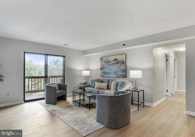 Foto del edificio - 1002 Magnolia Woods Ct