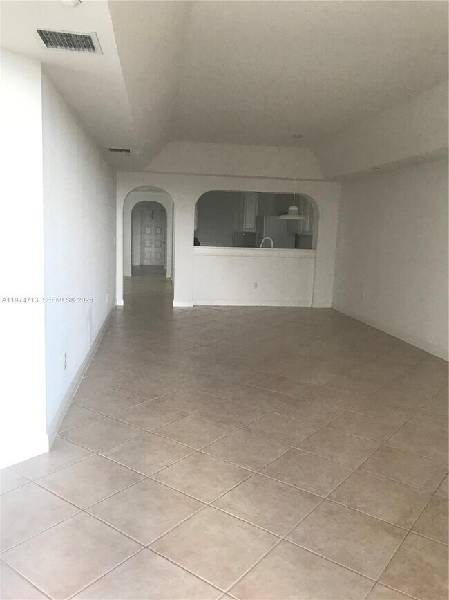 Foto del edificio - 10770 NW 66th St