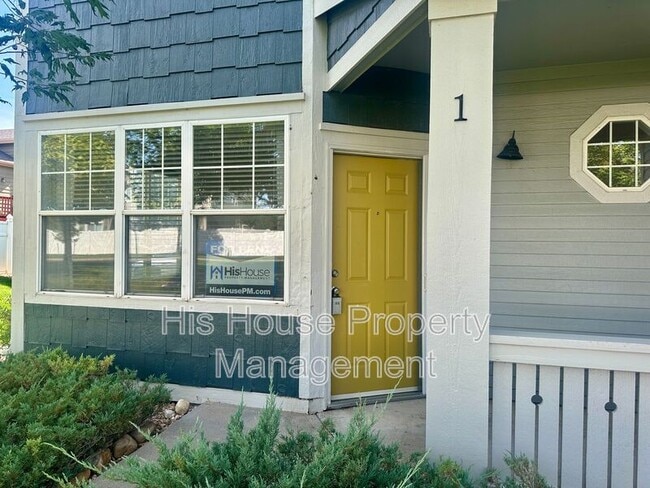 Building Photo - 6345 Chardonnay St