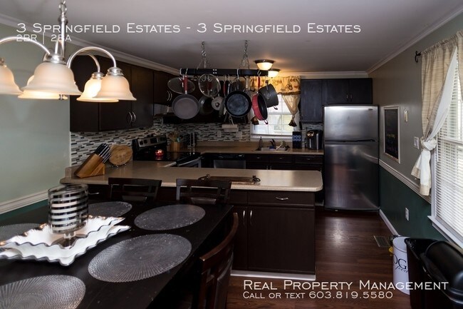 Foto del edificio - Gorgeous Townhome in Springfield Estates!