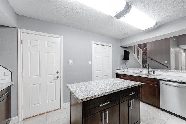 Foto del edificio - 12963 Kingsbridge Ln