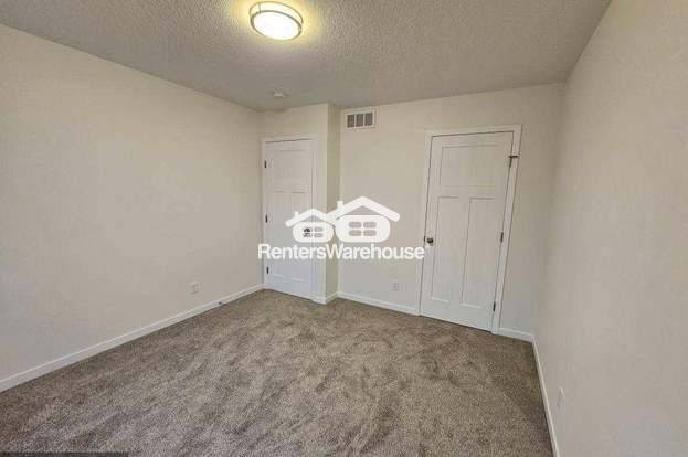 Foto del edificio - 975 45th Ave NE