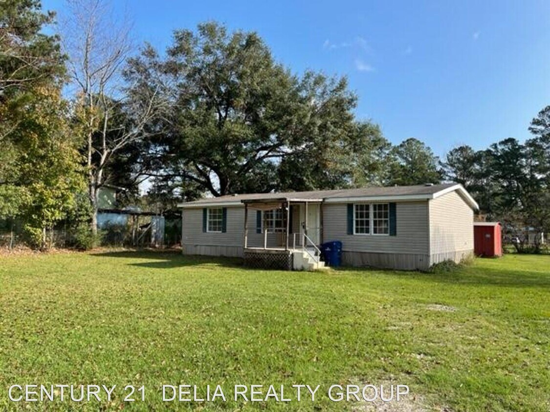 Primary Photo - 3 br, 2 bath House - 137 Fairlane Rd.
