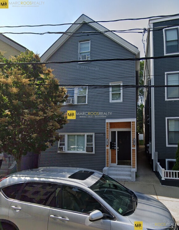 Building Photo - 100 Princeton St