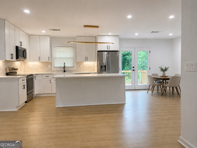 Foto del edificio - 500 Hutchens Rd SE