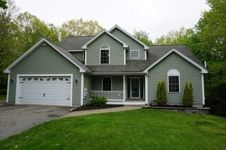 Building Photo - 60 Rockwood Dr