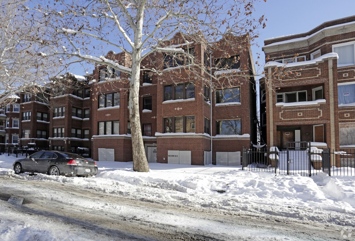 Building Photo - 6043 S Saint Lawrence Ave