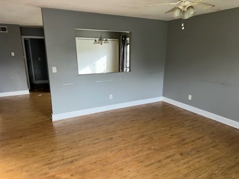 Building Photo - 2621 Vonoa Dr