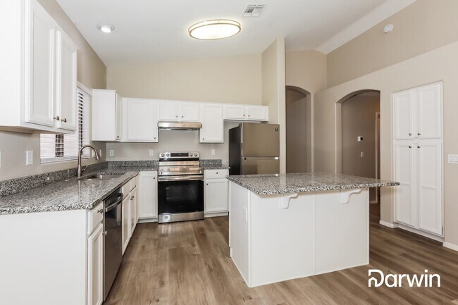 Building Photo - 1768 E Palomino Dr, Gilbert, AZ 85296