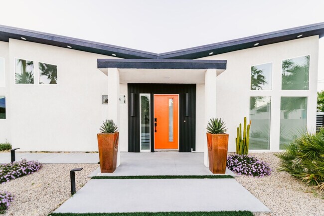 Building Photo - 2197 Jacques Dr