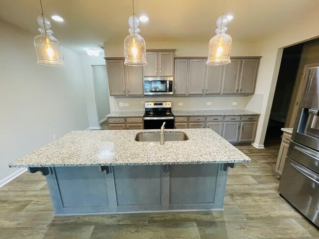 Building Photo - 5962 River Mdw Ct