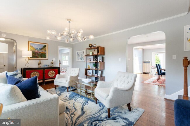 Foto del edificio - 5705 Ridgefield Rd