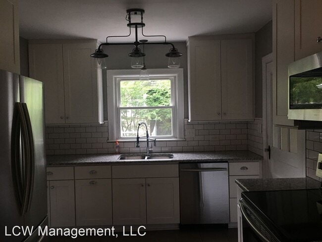 Building Photo - 3 br, 2 bath House - 2222 Maplewood Avenue