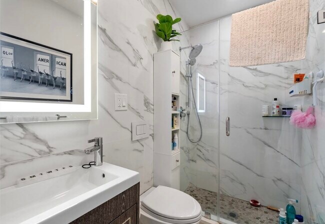 Foto del edificio - 18 Grove St