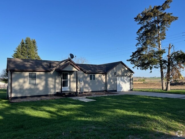 Building Photo - 109 8th Ave