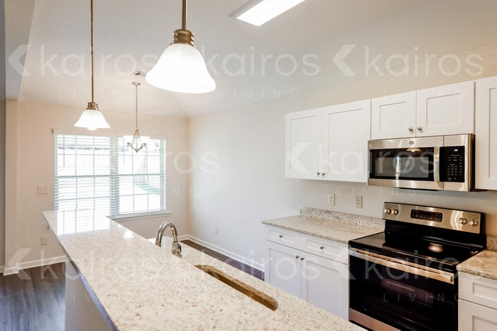 Building Photo - 732 Park Ln
