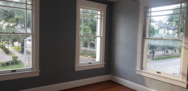 Building Photo - 802 McGowen St