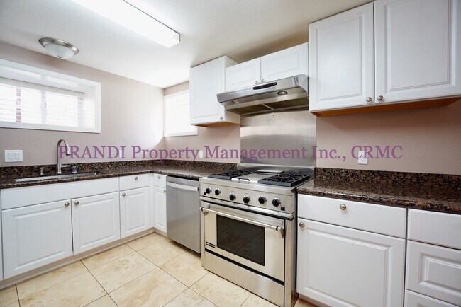 Foto del edificio - Charming Downtown San Rafael Victorian Sty...