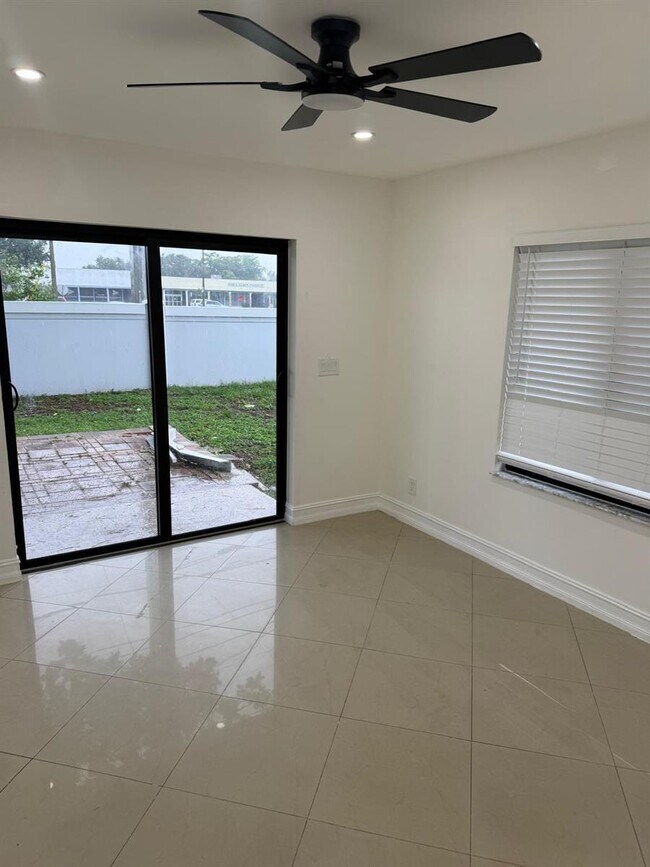 Building Photo - Tyler Street, Hollywood, FL 33024 - 3 BR 2 BA house