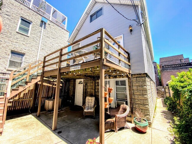 Foto del edificio - 3709 N Bosworth Ave