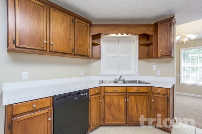 Building Photo - 200 Towler Dr