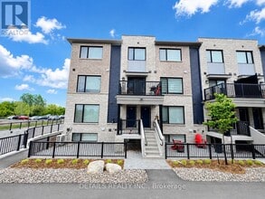 Building Photo - 1503 Creekway Private
