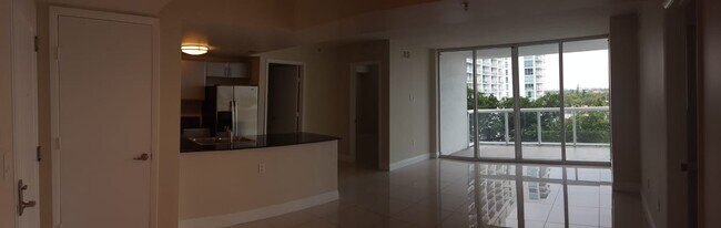 Foto del edificio - 1861 NW S River Dr
