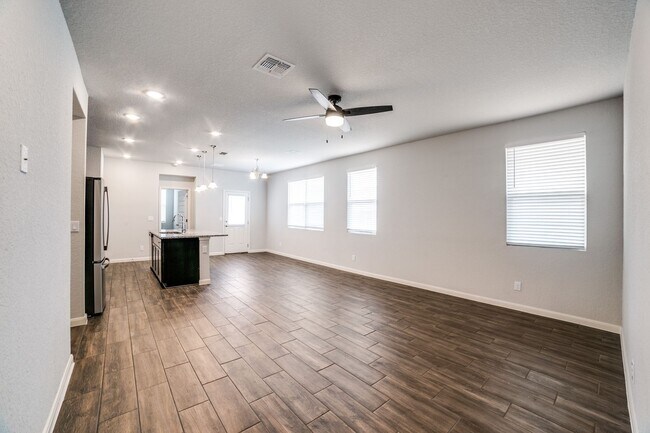 Building Photo - 3-BEDROOM NEWER CONSTRUCTION IN TALLEY FIELDS