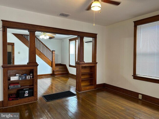 Foto del edificio - 239 N Stratton St