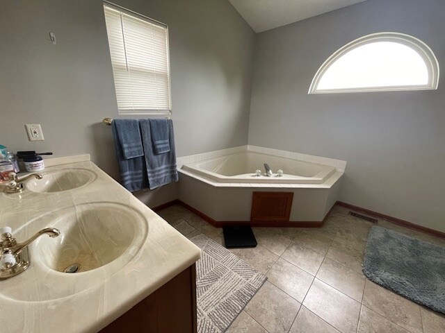 Building Photo - 463 Cambridge Dr