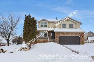 Building Photo - 3585 N 275 E