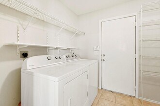 Building Photo - 10411 Deer Branch