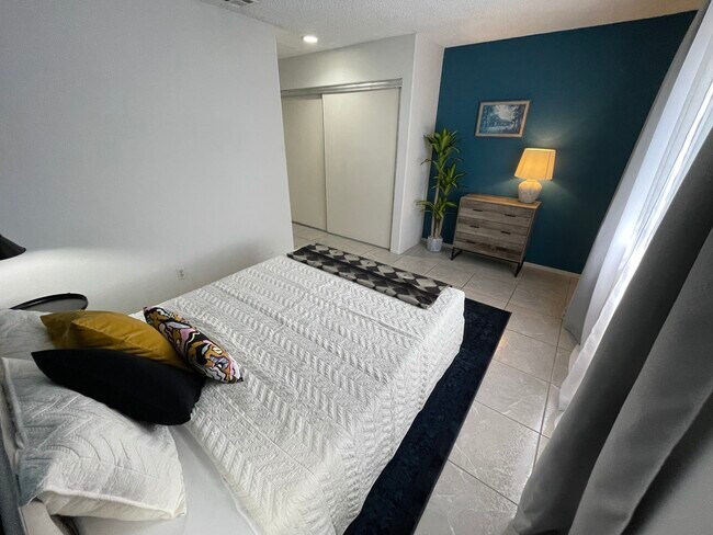 Dormitorio principal - 1800 Edmond St