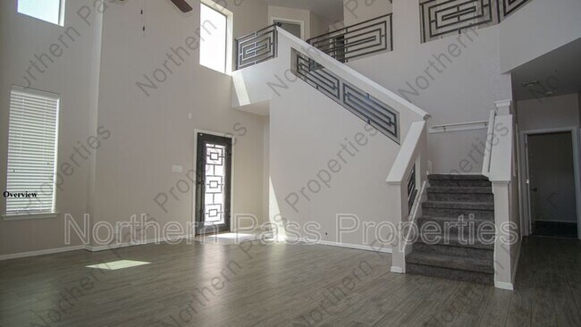 Foto del edificio - 6564 Berringer St