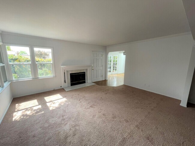 Foto del edificio - Charming Midtown Ventura Home