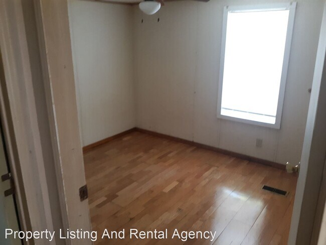 Building Photo - 3 br, 2 bath House - 104 Whittemore Road