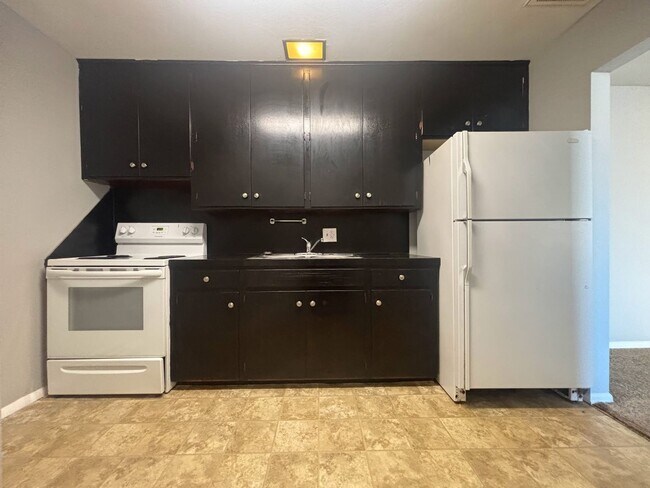 Foto del edificio - 1033 W Washita St