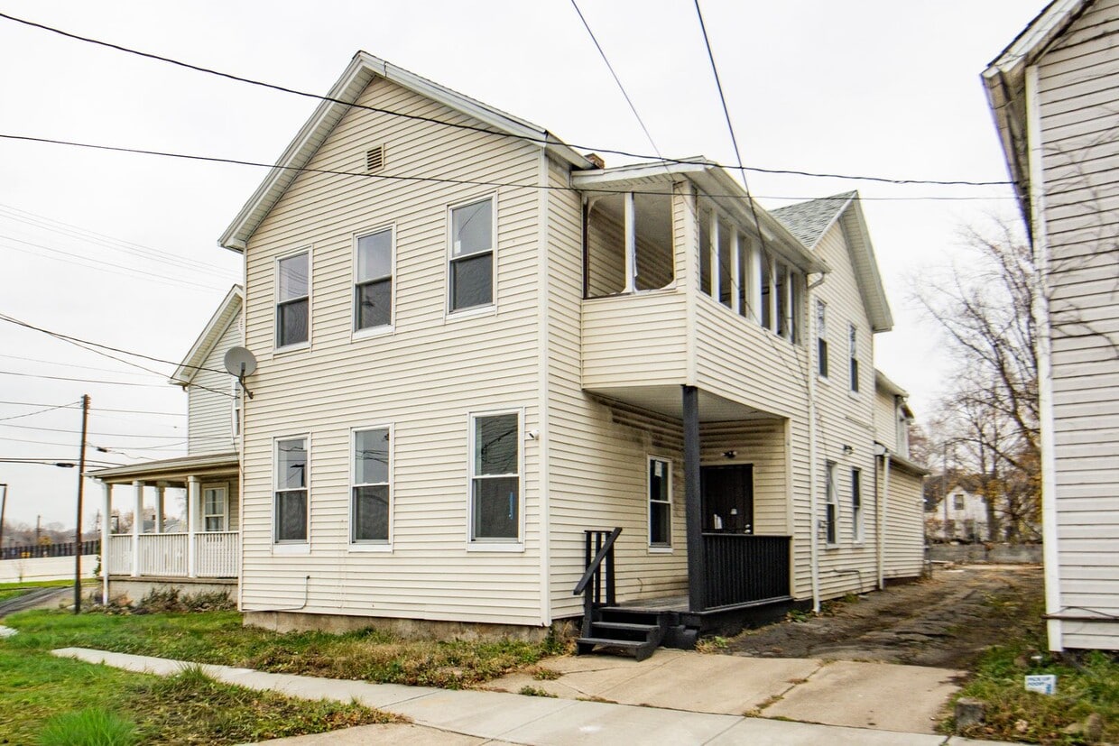 Foto principal - 2947 E 57th St