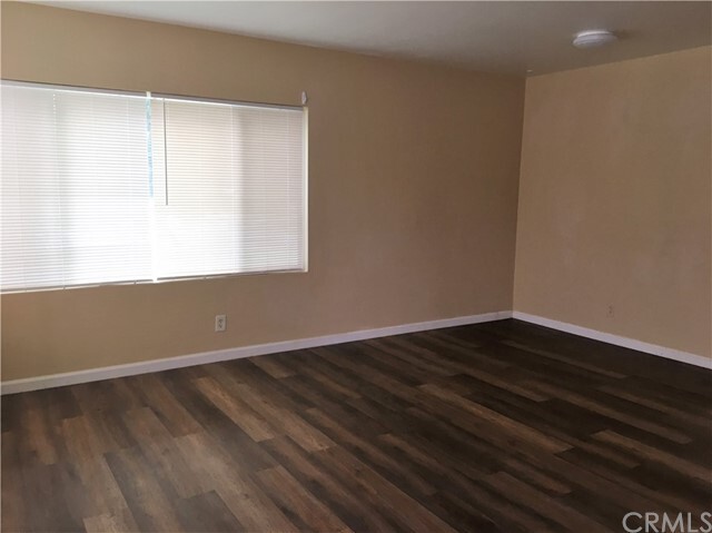 Foto del edificio - 7468 Mt Vernon St