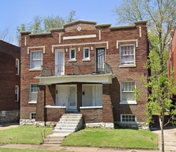 Building Photo - 5105 S Broadway St