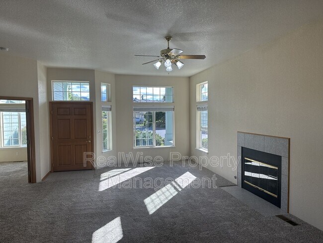 Foto del edificio - 2226 Blue Heron Ct