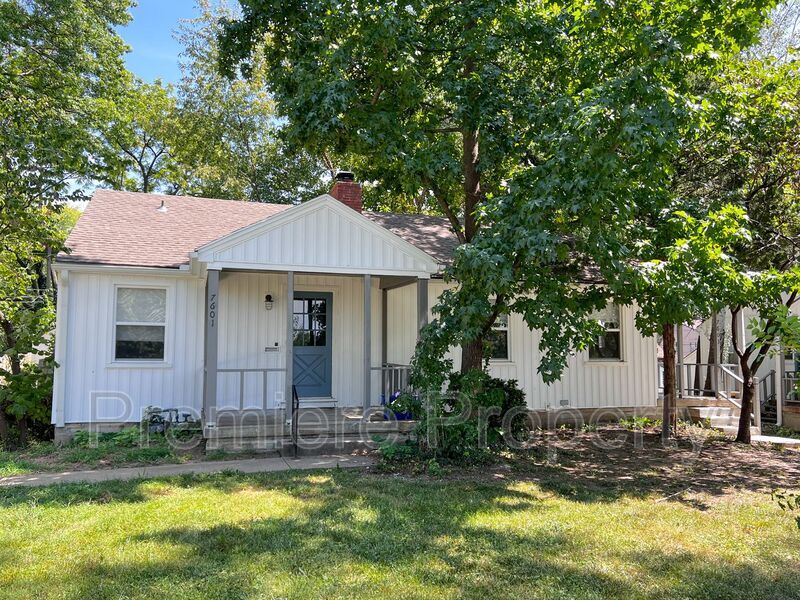 Foto principal - 7603 Wyandotte St